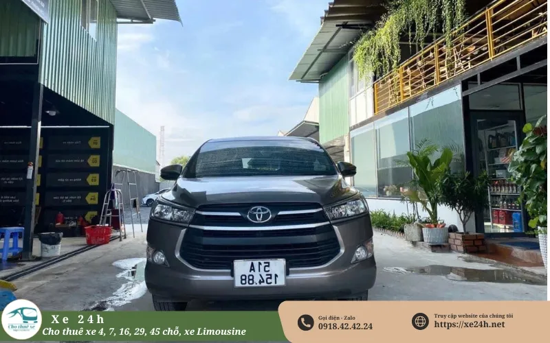 Cho thuê xe Innova theo tháng