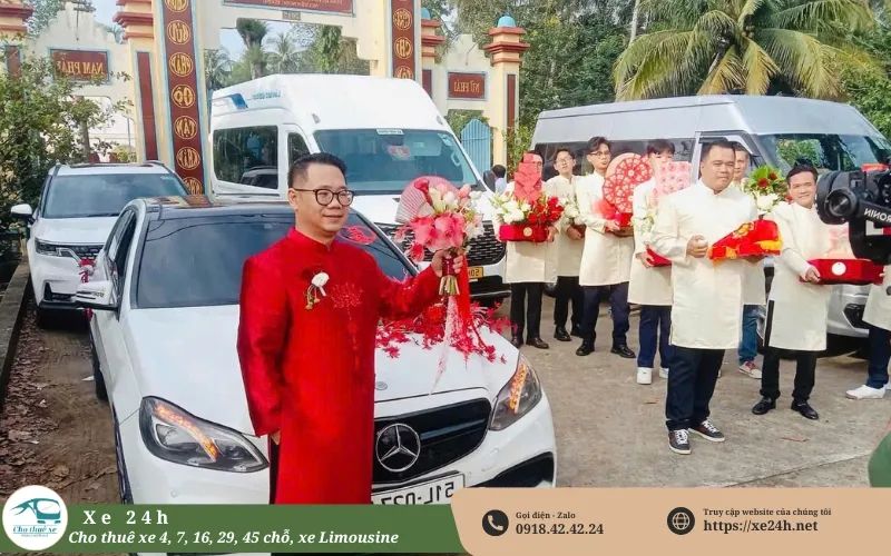 Cho thuê xe 16 chỗ đám cưới chuyên nghiệp