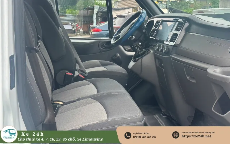 Cho thuê xe 16 chỗ Ford Transit 2023