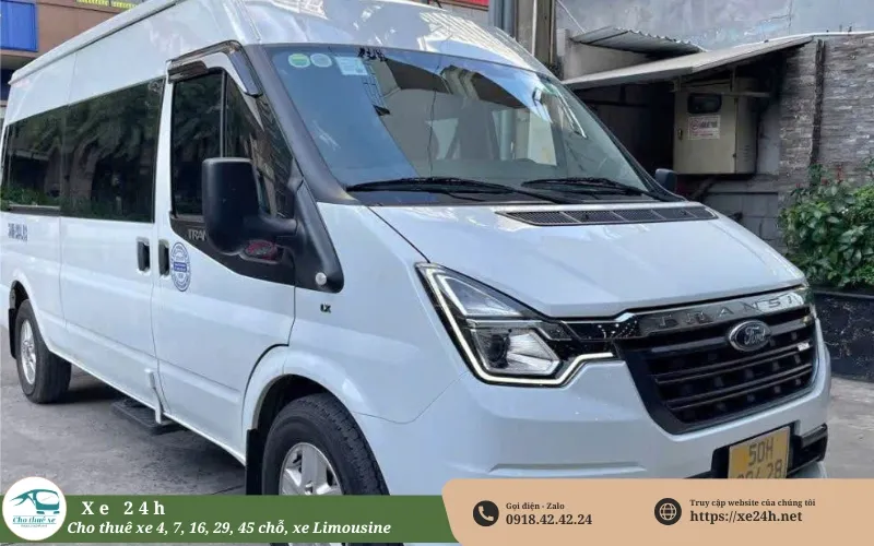 Thuê xe 16 chỗ đám cưới Ford Transit 2022