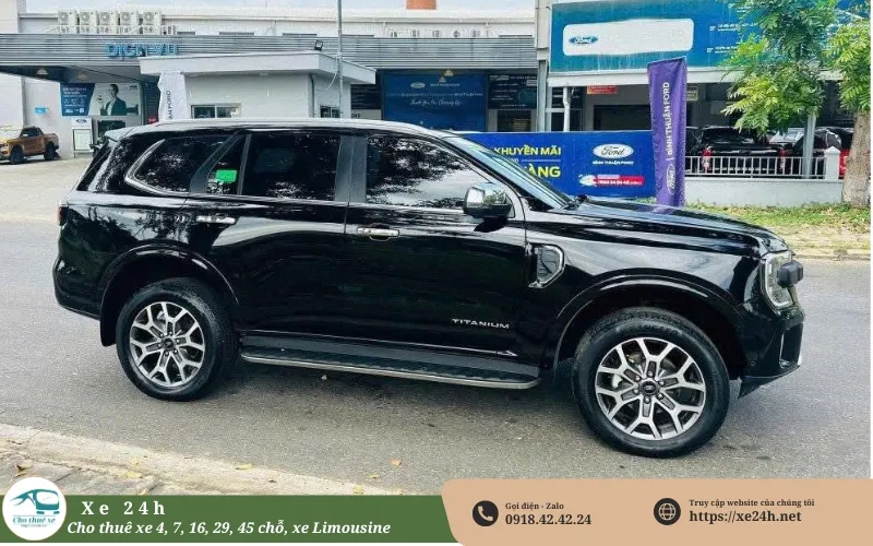 Thuê xe 7 chỗ Ford Everest