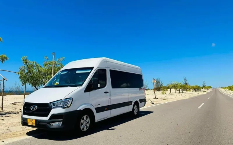 Thuê xe 16 chỗ đi Mũi Né