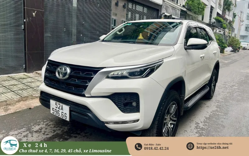 Công ty cần cho thuê xe 7 chỗ đưa đón nhân viên Toyota Fortuner