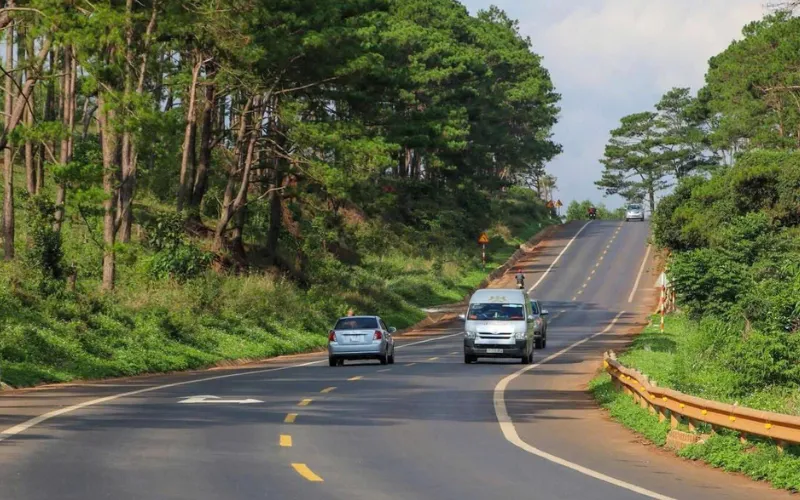 Cho thuê xe Limousine đi Đà Lạt