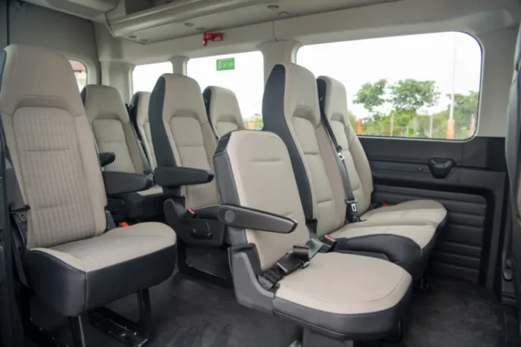 Khi nào nên chọn xe 16 chỗ