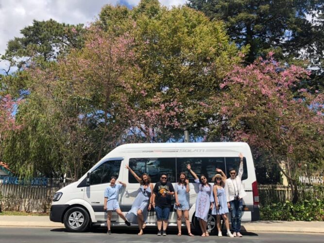 Thuê xe 16 chỗ đi Mũi Né