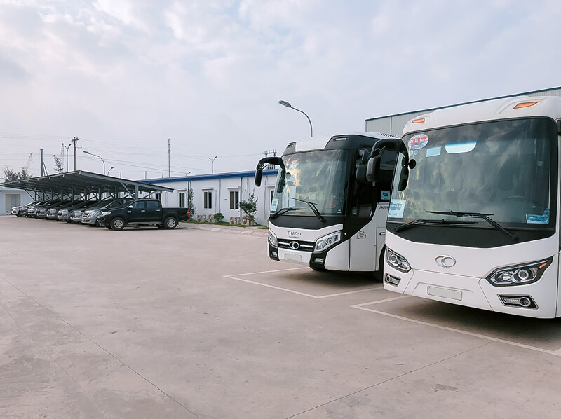 Thuê Xe Đưa Đón Nhân Viên Trọn Gói – An Toàn, Tiện Lợi