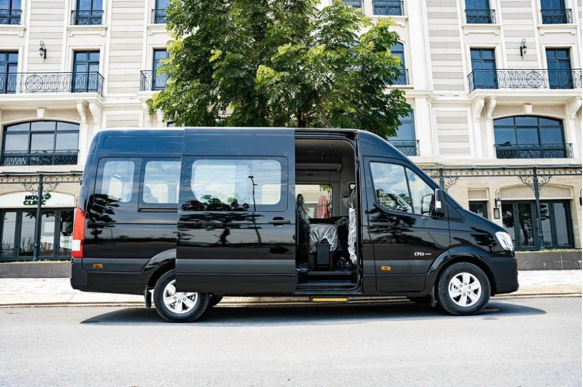 giá thuê xe 16 chỗ có người lái​