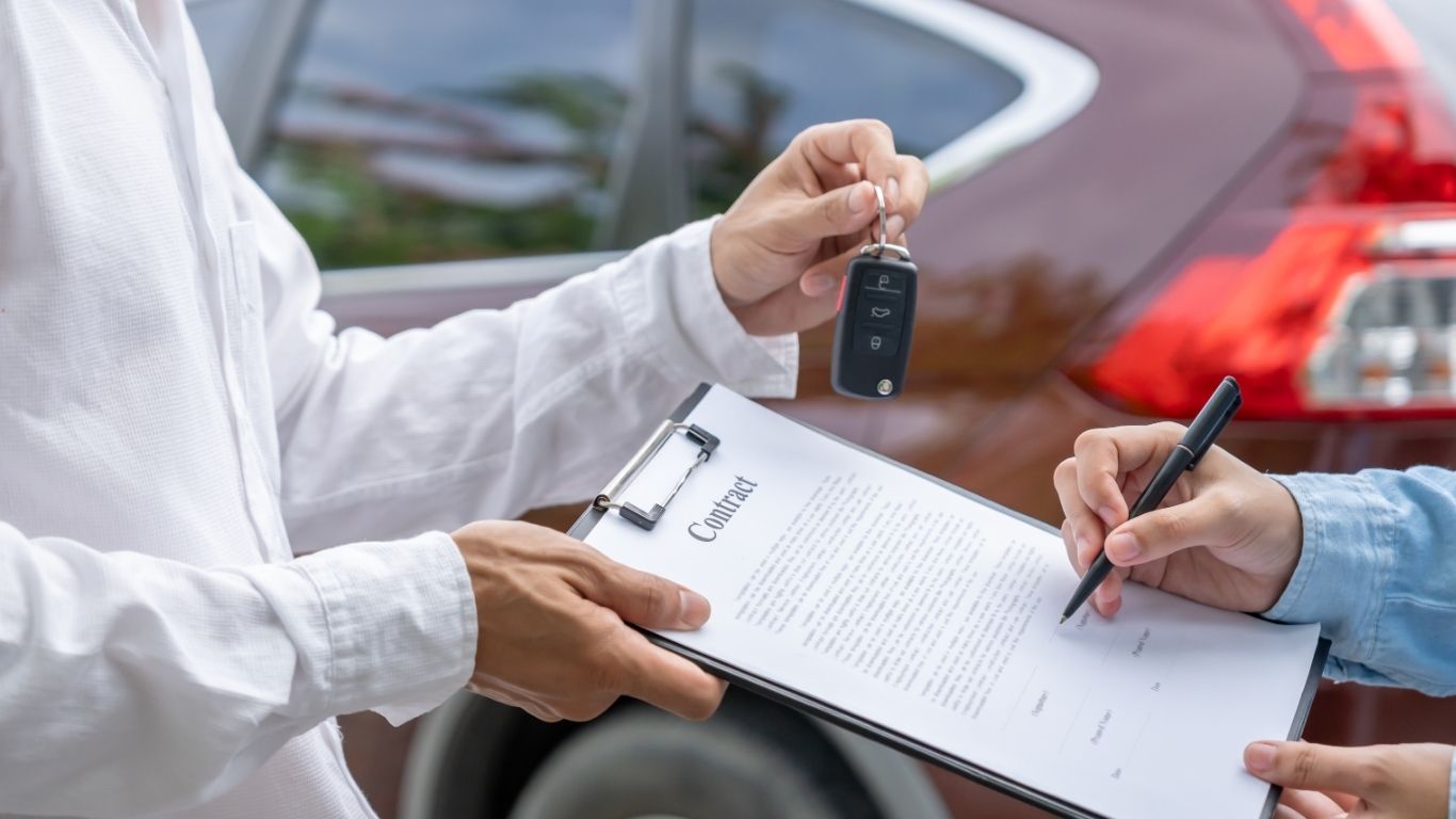 Thuê xe 7 chỗ quận Tân Phú uy tín giá tốt cho mọi nhu cầu