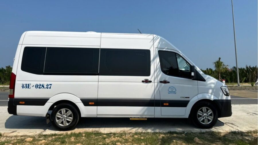 Thuê xe 16 chỗ loại nào tốt? Gợi ý dòng xe nên chọn