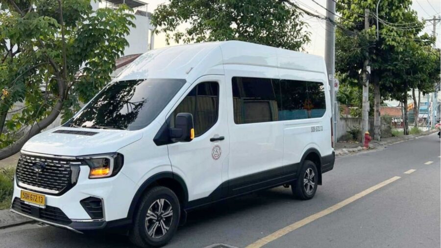 Thuê Xe 16 Chỗ Từ TP.HCM Đi Đà Lạt 2026 Bảng Giá & Kinh Nghiệm
