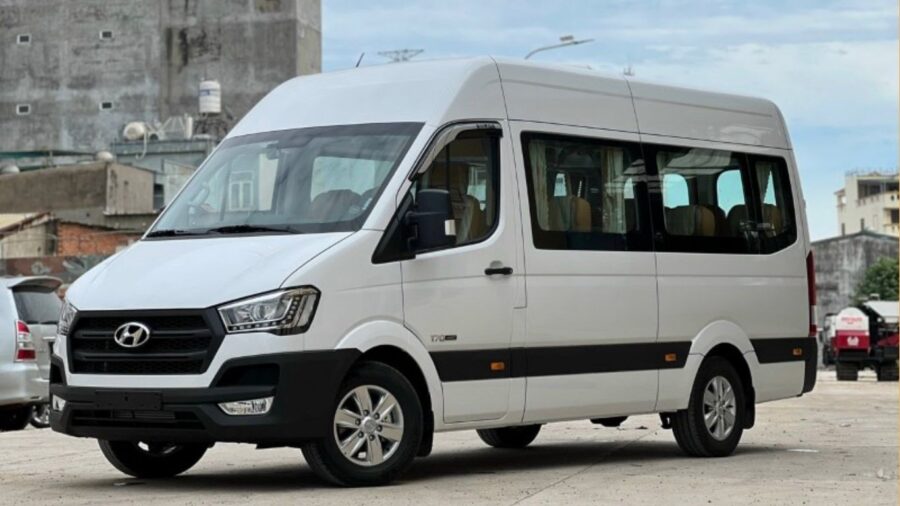 Thuê Xe 16 Chỗ Du Lịch An Toàn, Tiện Nghi Cho Mọi Hành Trình