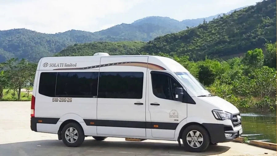 Vì Sao Xe 16 Chỗ Phù Hợp Với Các Chuyến Team Building?
